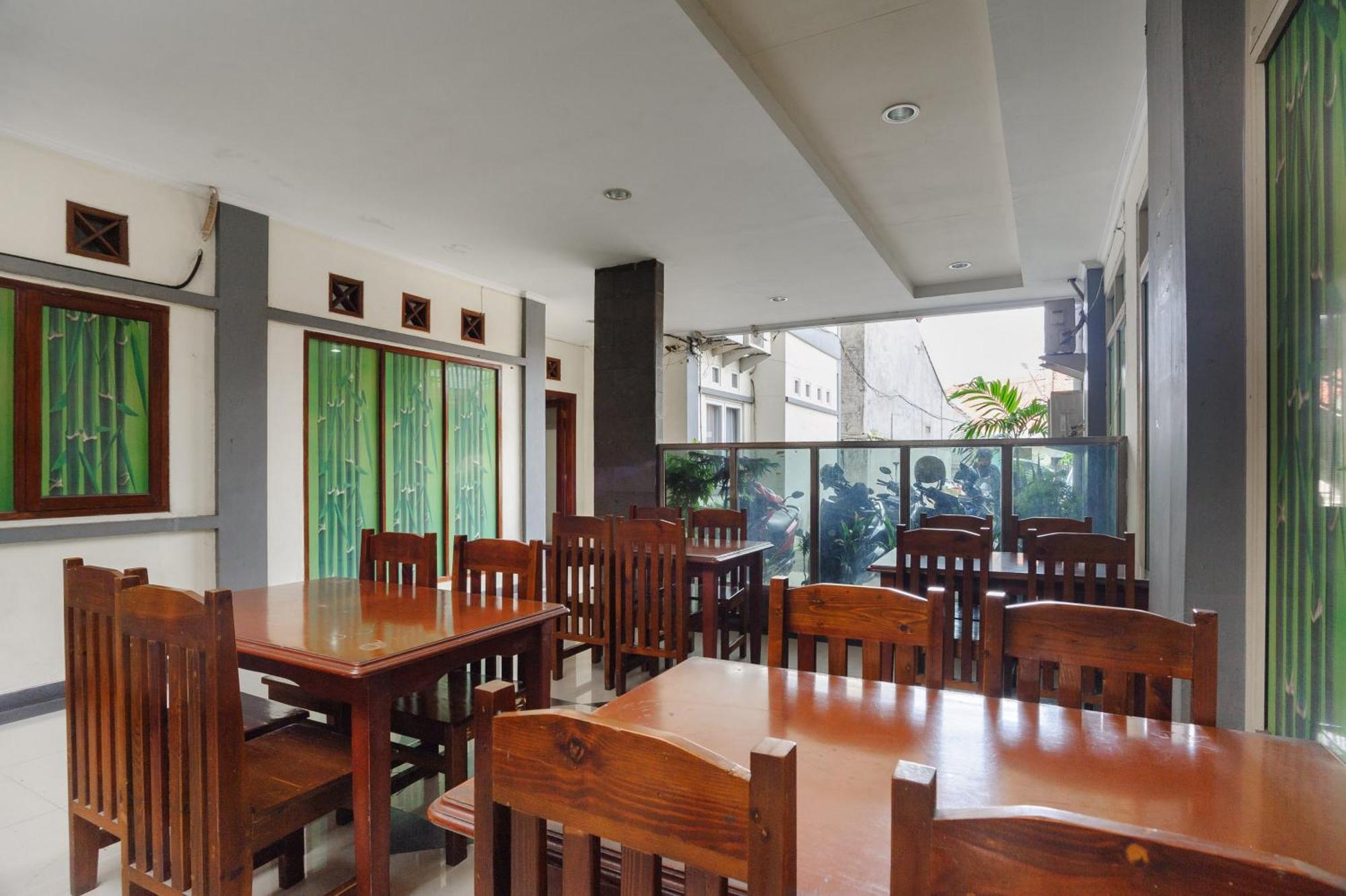 Reddoorz Syariah Near Aeon Mall Tanjung Barat Jakarta Eksteriør billede